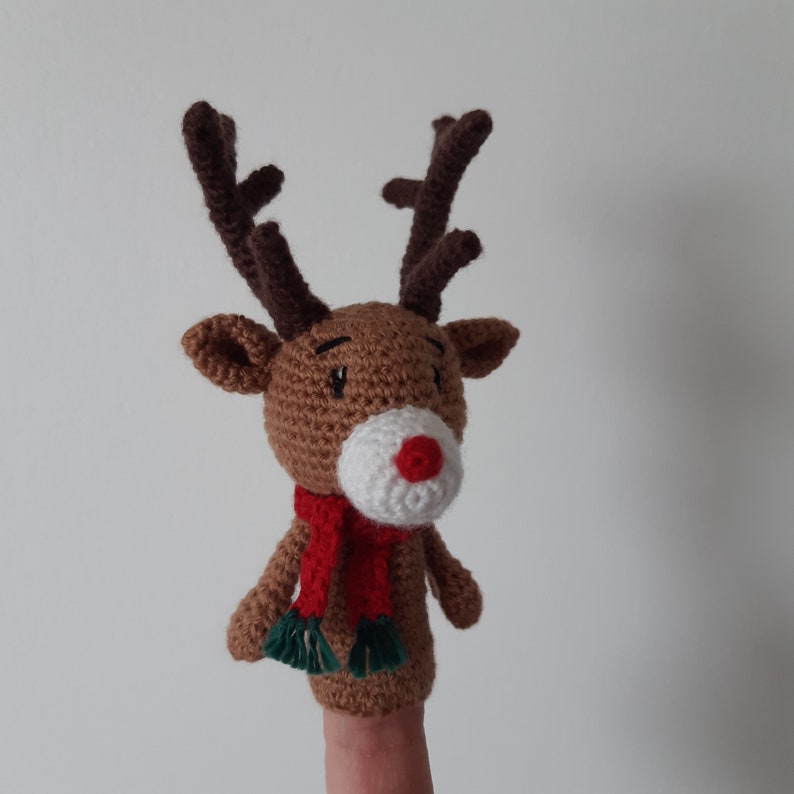 Crochet Pattern, Christmas, Santa's Family Finger Puppets image 9