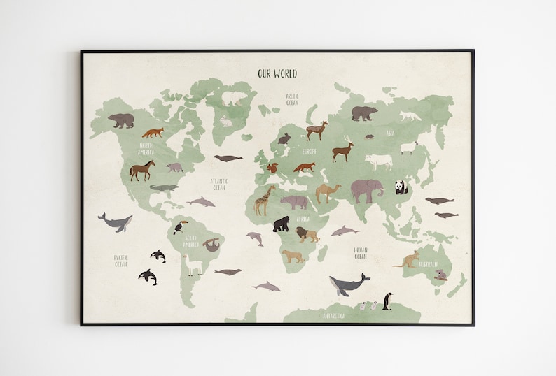 K&ouml;nnte beinhalten: Eine gr&uuml;ne Weltkarte mit Illustrationen von Tieren aus verschiedenen Kontinenten. Die Karte enth&auml;lt die Namen der Kontinente und Ozeane. Der Titel der Karte lautet "Unsere Welt".