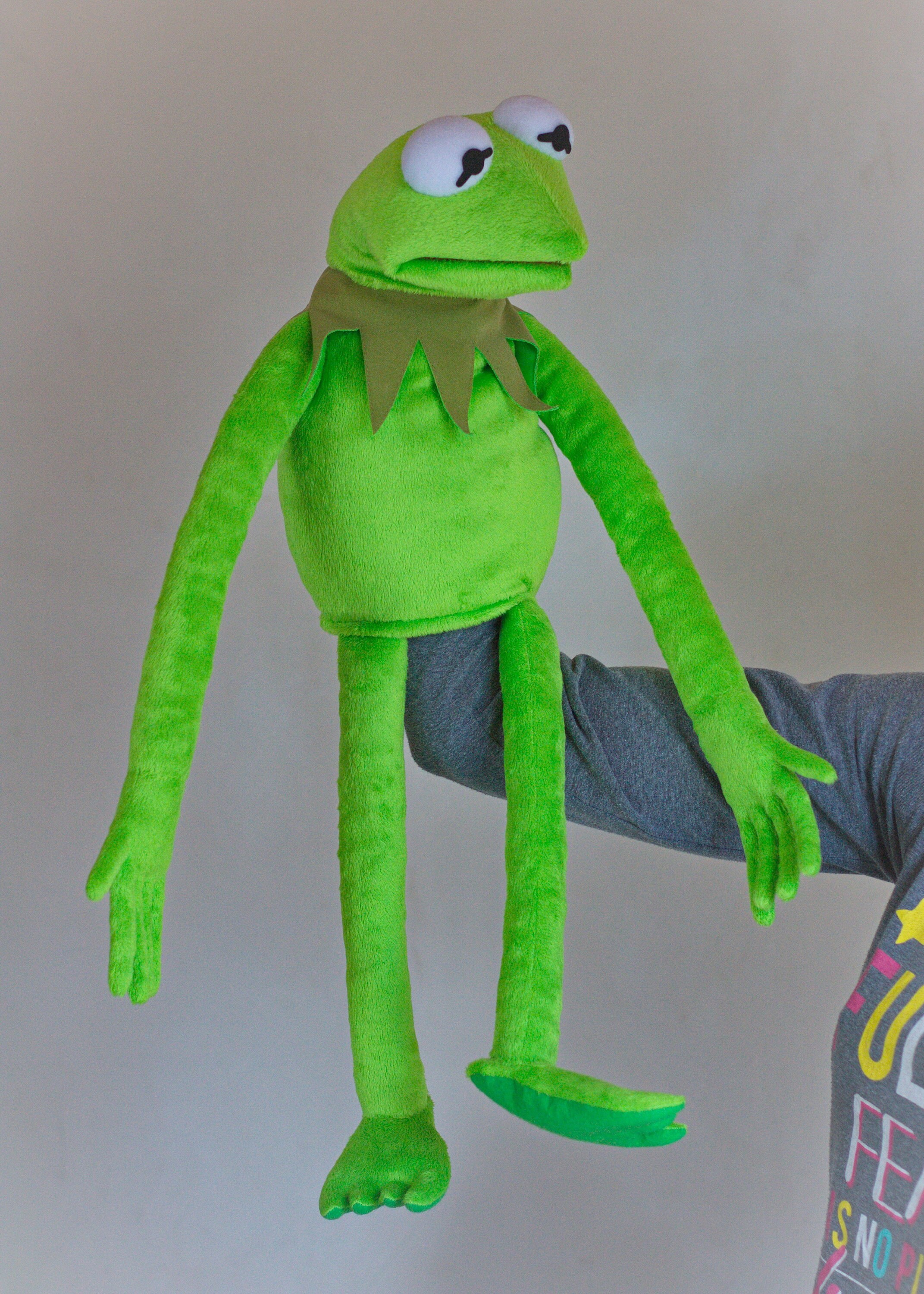 Just Like Kermit A Plush Puppet Frog Hand Puppet Replica Green Etsy UK