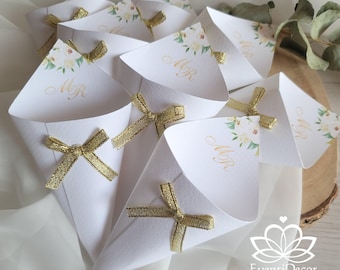 Personalized rice cones for confetti with print and gold bow *rice confetti holder for weddings, golden weddings, anniversary