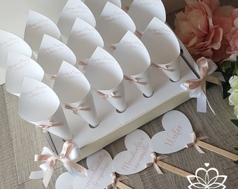 Tray + 15 rice cones for confetti and matching heart flavor scoops * Baptism/ First Communion/ Wedding/ Confirmation