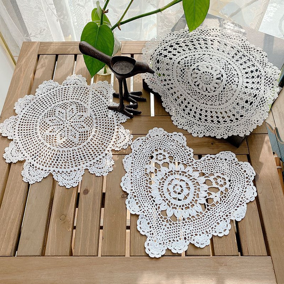 Handmade Crochet Round Cotton Lace Table Placemats Doilies Value Pack 最適な材料
