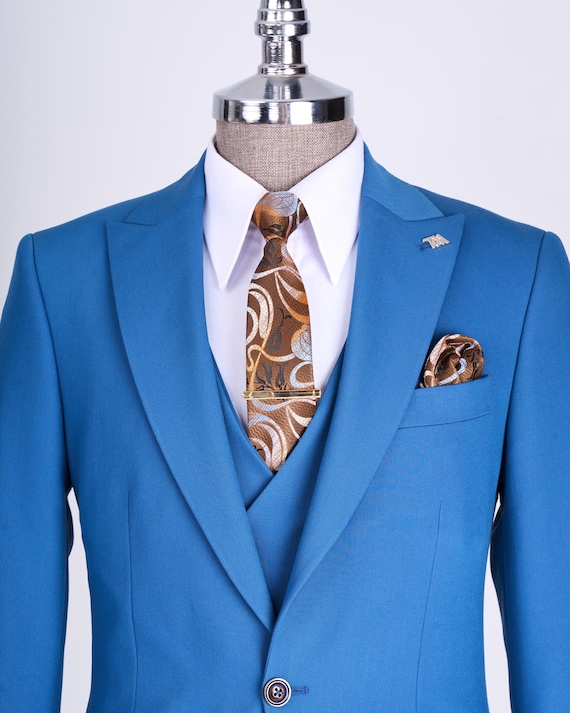 blue sky　プルソワン3点 3 Tone Sky Blue Natural 1 Year Colored Contacts – HANIIX