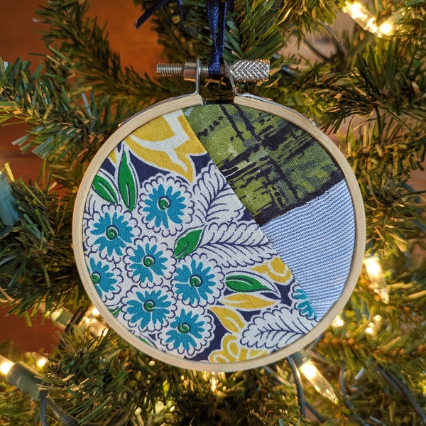 3.5" Round Vintage Quilt Embroidery Hoop Ornament