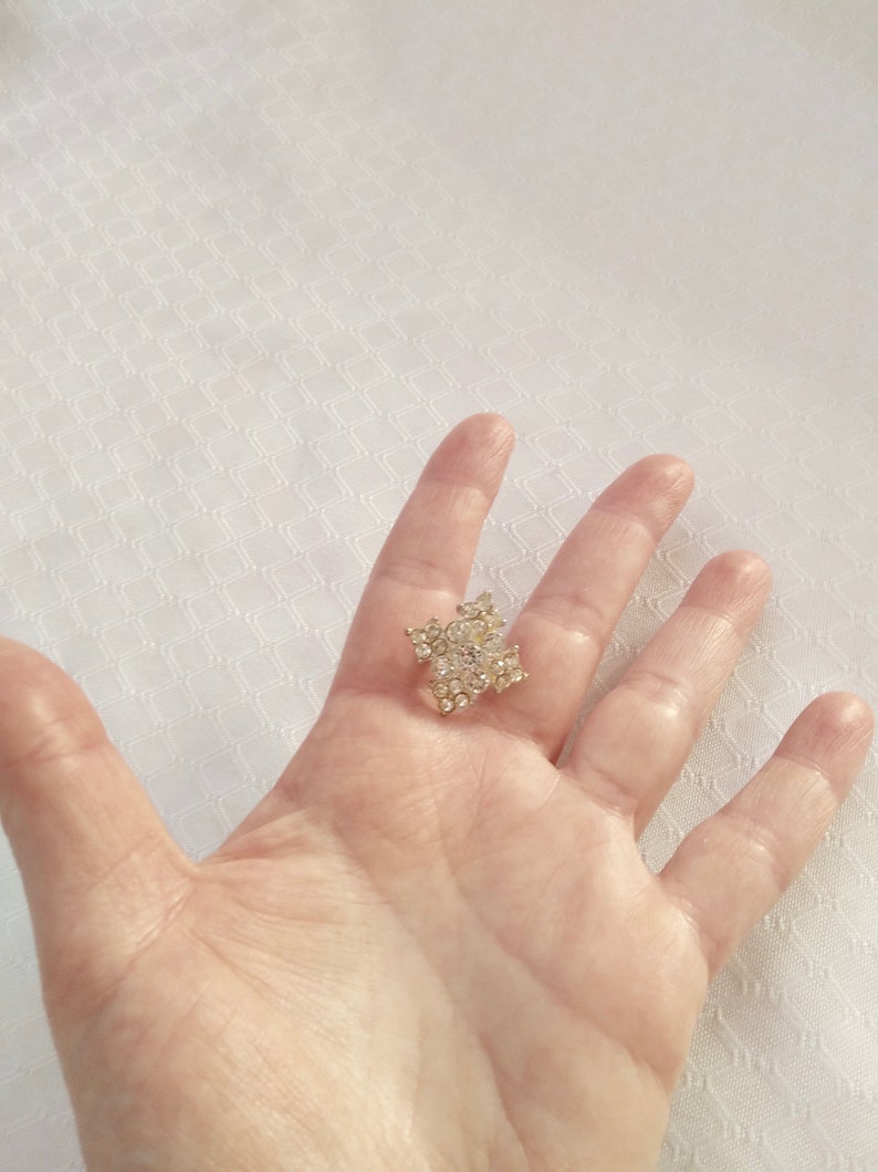 Vintage Jewelry White Rhinestone Pin Small Pin White Rhinestone Cross Pin Vintage Brooch White Rhinestone Button Pin Button Cross Pin