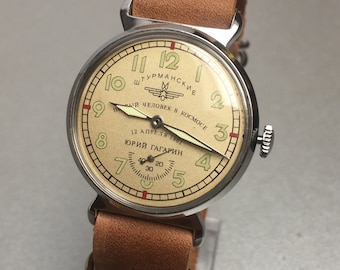Vintage watches best sale etsy