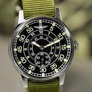 Mechanical Watch Pobeda Pilot, Military Mens Watch, Numbers and arrows that glow in the dark.