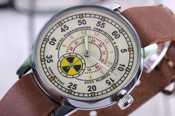 Soviet watch Pobeda ZIM Radiation troops , Vintag… - image 8