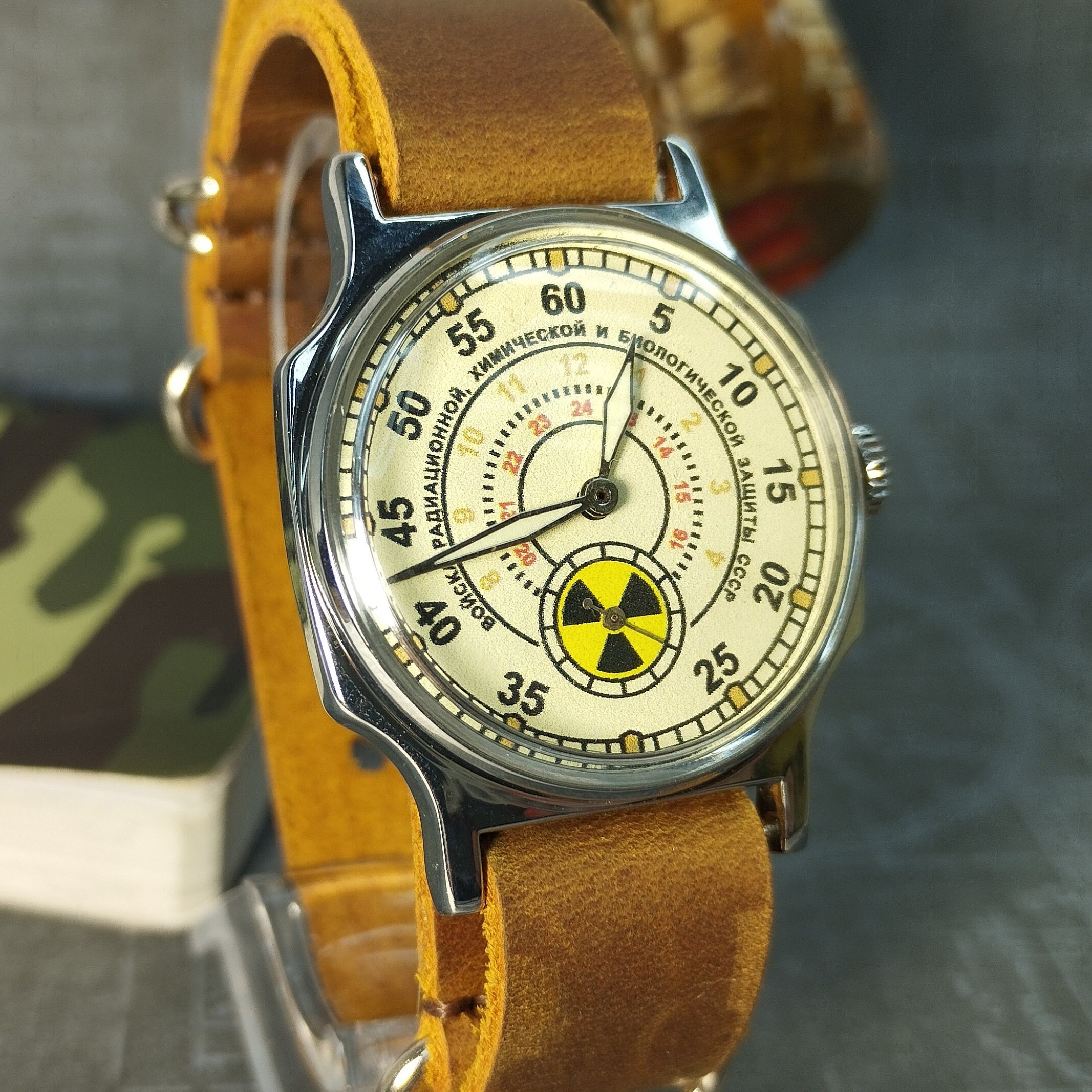 Vintage Soviet Watches POBEDA Radiation Troops Jewerly Mens Watch