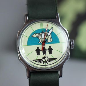 Vintage Watch Buran, Analog power watch, Rare watch, Men&#39;s watch, Military USSR watch, Watches Bear
