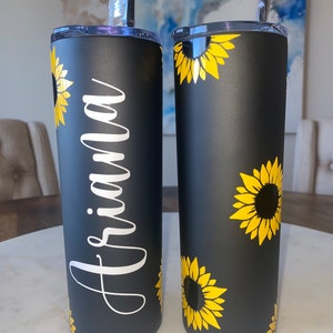 Personalized Sunflower Tumbler, personalized tumbler, Sunflower Wedding Party Gift, Bridal Party Tumbler, Bridesmaid Gift, Mothers Day Gift