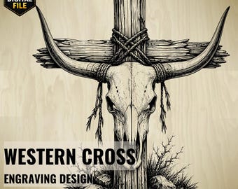 Könnte beinhalten: Eine digitale Datei mit einer schwarz-weißen Strichzeichnung eines Stierschädels, der auf einem Holzkreuz montiert und mit Seilen befestigt ist. Das Design enthält den Text WESTERN CROSS ENGRAVING DESIGN, SVG, PNG, CNC und ein DIGITAL FILE-Abzeichen.