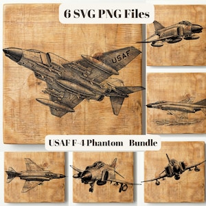 Könnte beinhalten: Eine Sammlung von sechs SVG- und PNG-Dateien mit detaillierten Illustrationen des USAF F-4 Phantom-Jets. Die Bilder im Vintage-Stil sind vor einem Holzgrund, mit dem Text "USAF F-4 Phantom Bundle."