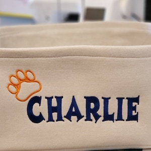 Cesta de brinquedo personalizada para cachorro, cesta de armazenamento de tecido bordado, cesta de linho para alças de vinil, duas cores, cesta personalizada para cachorro