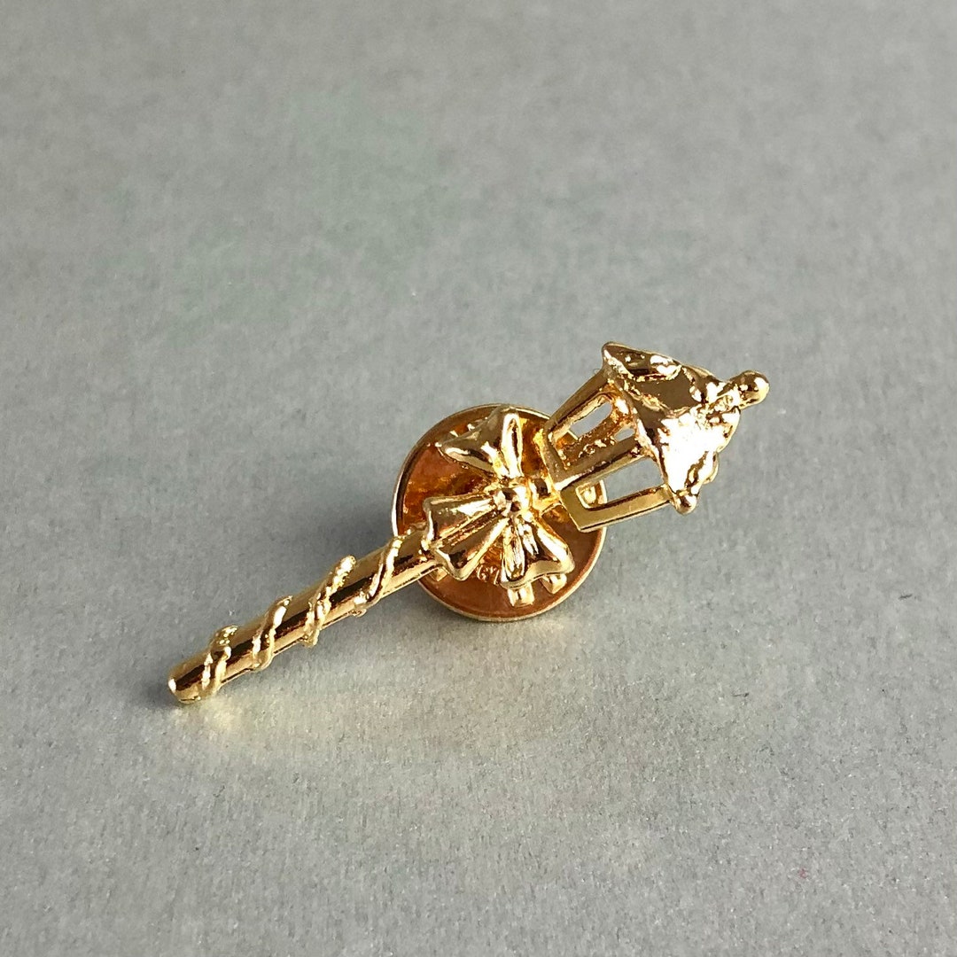 Vintage Street Lantern Pin, Gold Tone Small Christmas Symbol Tie Tack ...