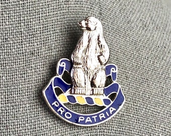 Vintage U.S. Army 31st Infantry Regiment Unit Crest Pin, Silver Tone Violet Enamel Small Shawl Scarf Lapel Pin, Signed Costume Jewelry