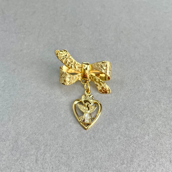 Vintage Ribbon Bow Angel in Heart Mini Brooch, Gold Tone Shawl Scarf Lapel Dangle Pin, Estate Costume Jewelry, Gift for Her.