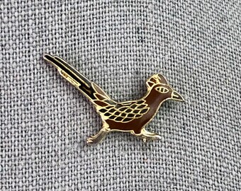 Vintage Roadrunner Chaparral Pin, Gold Tone Brown Black Enamel Small Shawl Scarf Lapel Pin, Estate Costume Jewelry, Gift for Friend.