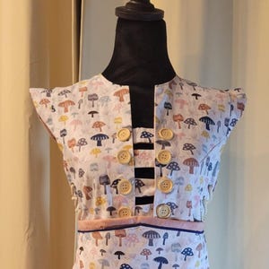 Mushroom Druid Premium Plus Reversible Fantasy Cosplay Tabard with Pockets Small – Adjustable Fit, Breathable Cotton Blend