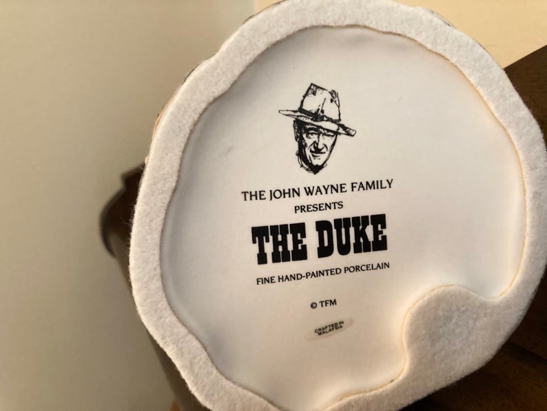 John Wayne The Duke Franklin Mint Collectible Porcelain Figure and Decorative Plate image 9