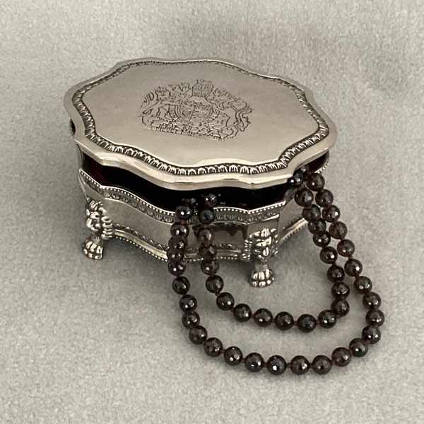 Dieu Et Mon Droit - Vintage Studio Silversmiths Silver Plated Jewelry or Trinket Box with British Royal Coat of Arms