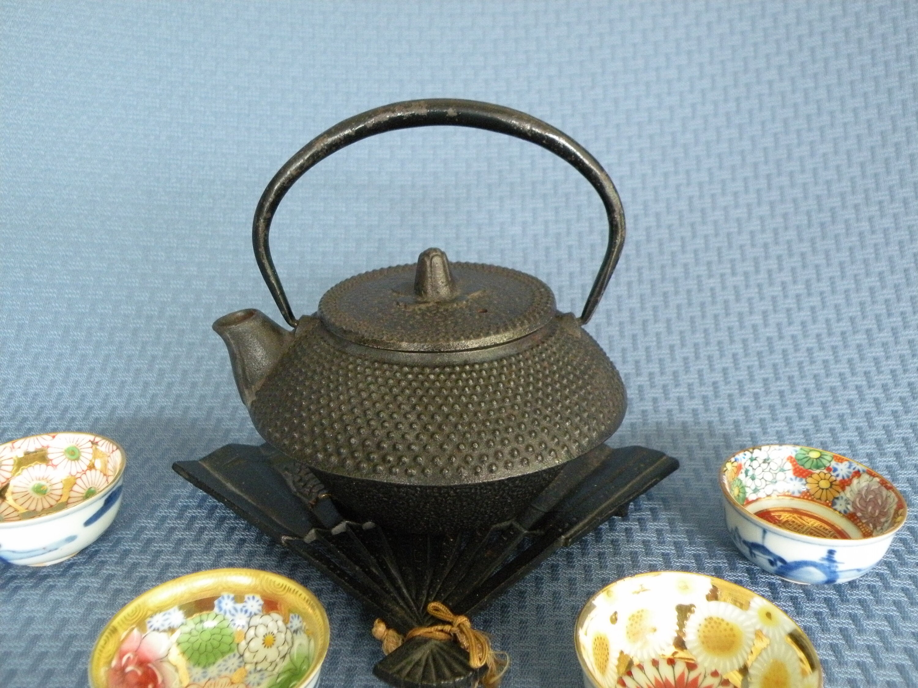 Cast Iron Japanese Teapot 8oz with Trivet and Cups Etsy