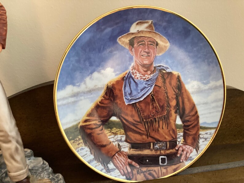 John Wayne The Duke Franklin Mint Collectible Porcelain Figure and Decorative Plate image 4