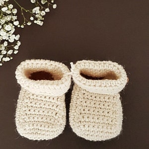Ultimate Guide to Crochet Cute and Easy Baby Booties With Leather / Felt Soles for Your Little Angel (PDF pattern)