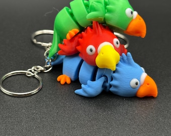 Articulated Parrot Fidget Keychain – Wiggle & Twist This Fun Feathery Friend!