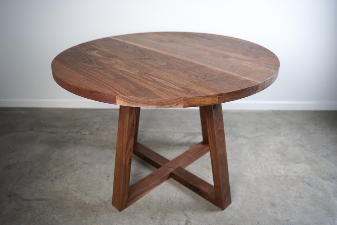 Solid Wood Round Dining Table for Kitchen Sits 4- Solid Wood Dining ...