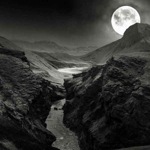 Lumière directrice ~ magnifique photo d'Islande, superbe impression de lune, beaux-arts noir et blanc, excellent cadeau, art mural, photos de Harv Greenberg