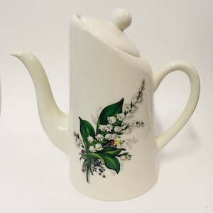 SALE! BB Pouring English Teapot