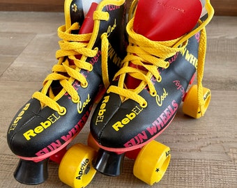 Vintage Apollo black roller boots / skates. Kids UK size 13 (32.5 EURO)