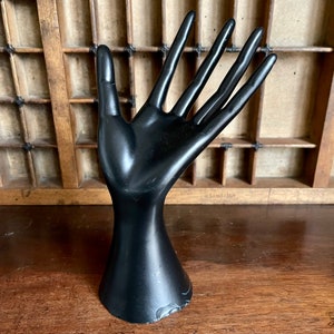 Jewelry Holder Hand, Realistic Hand for Jewelries, Severed