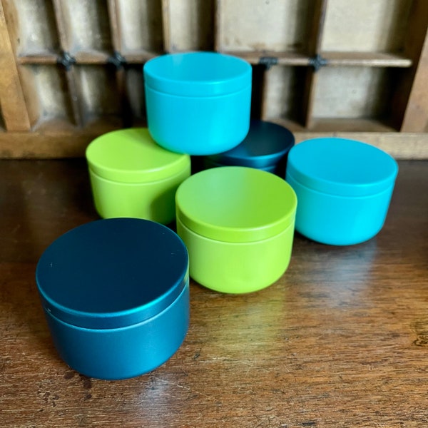 Colourful storage tins for candles, cosmetics, gifts. 52 x 38mm, 65ml. Turquoise, green, and diesel blue