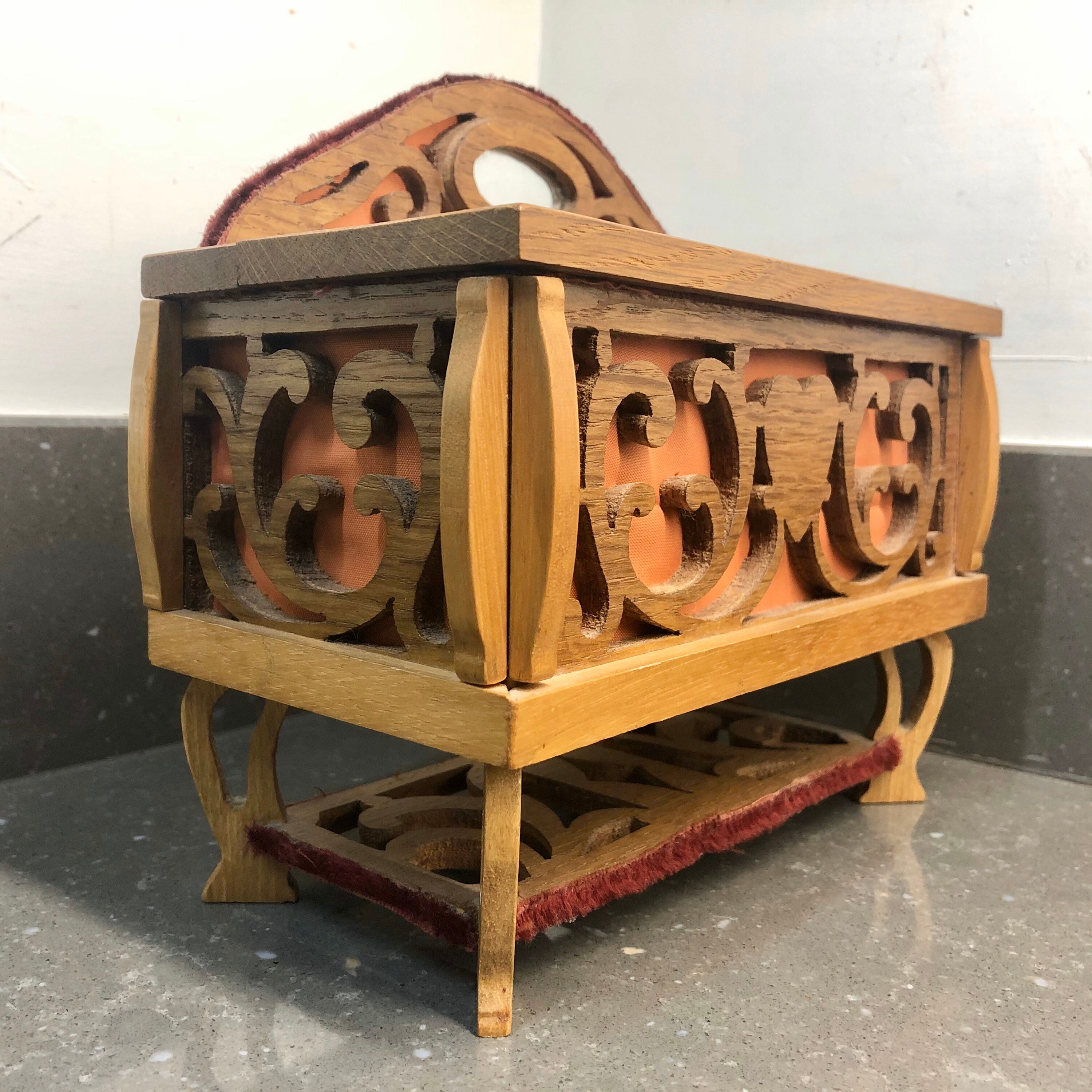 Unusual vintage handmade jewellery box. Miniature with Etsy