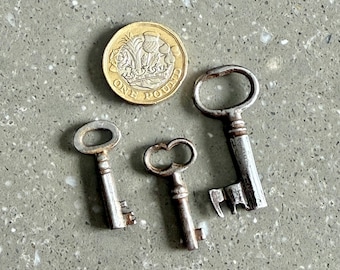 Antique/vintage replacement key, skeleton key. Choose your style