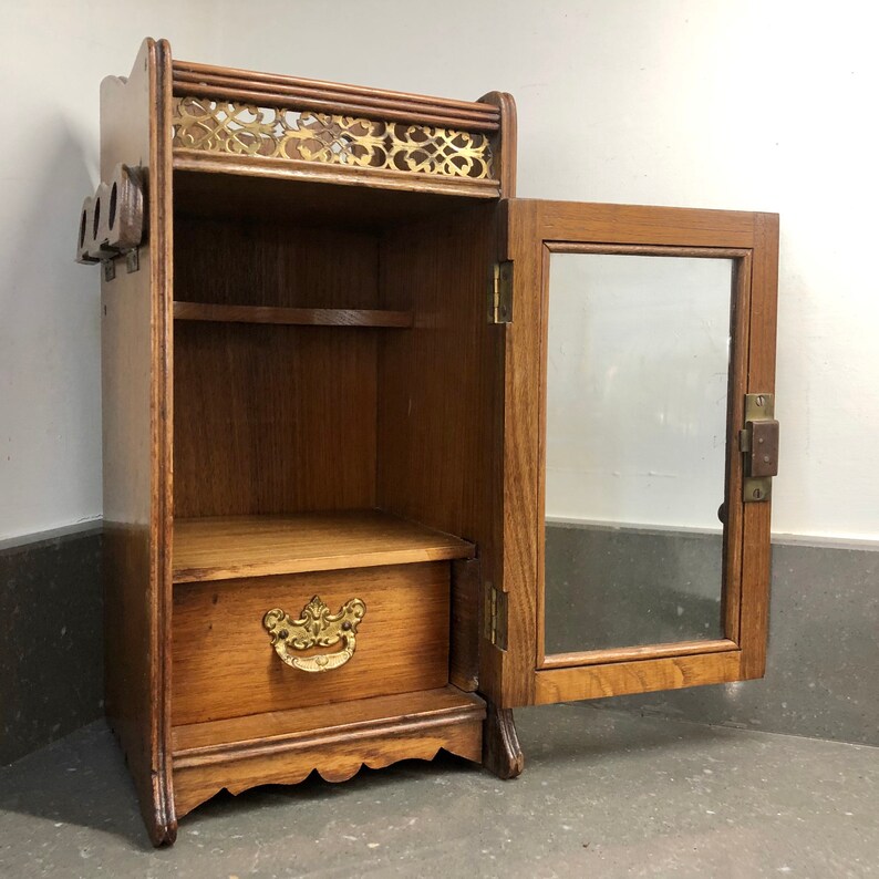 Armario de tubería de chapa de roble pequeño victoriano con | Etsy