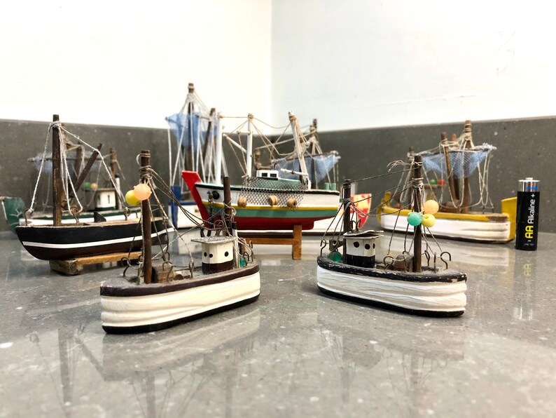7 Vintage Miniatur Holzboote. | Etsy