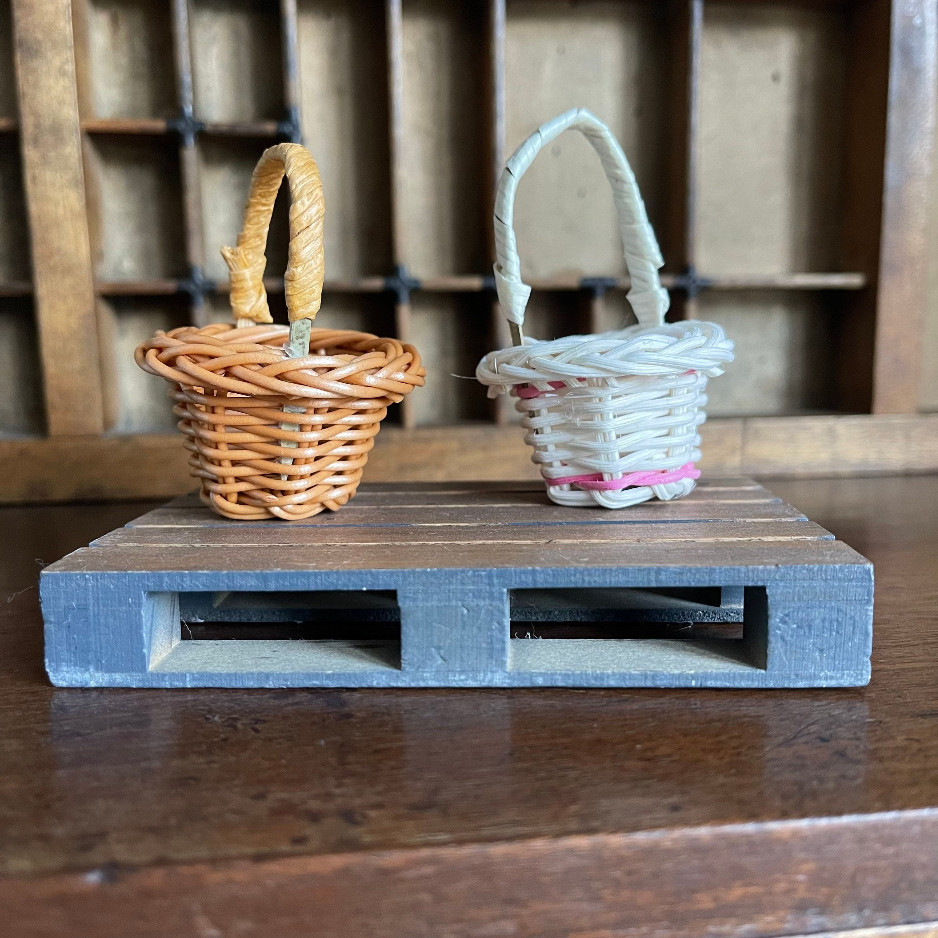 Cesta De Mimbre Para Casa De Muñecas – Diseño A Escala 1/12, Color Marrón, De Ratán Ecológico, Ideal Para Decorar Salones Y Miniaturas