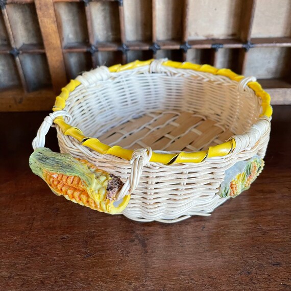 Small Vintage Basket With Corn on the Cob Handles - Etsy India