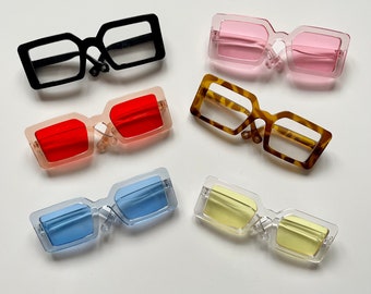 Doll’s plastic square framed glasses and sunglasses. 9cm. 9 colours available