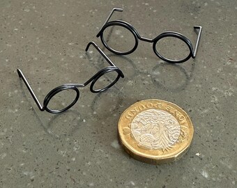 Miniature wire frame doll, bear reading glasses for 12” doll. 2 sizes available