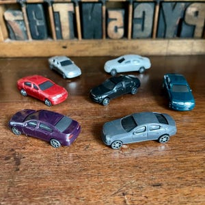Miniature 2” model car, Perfect for model railways or dioramas. 1:100 scale