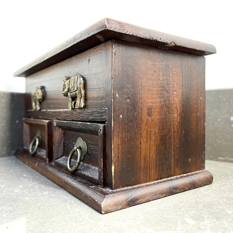 Vintage style wooden box with two drawers