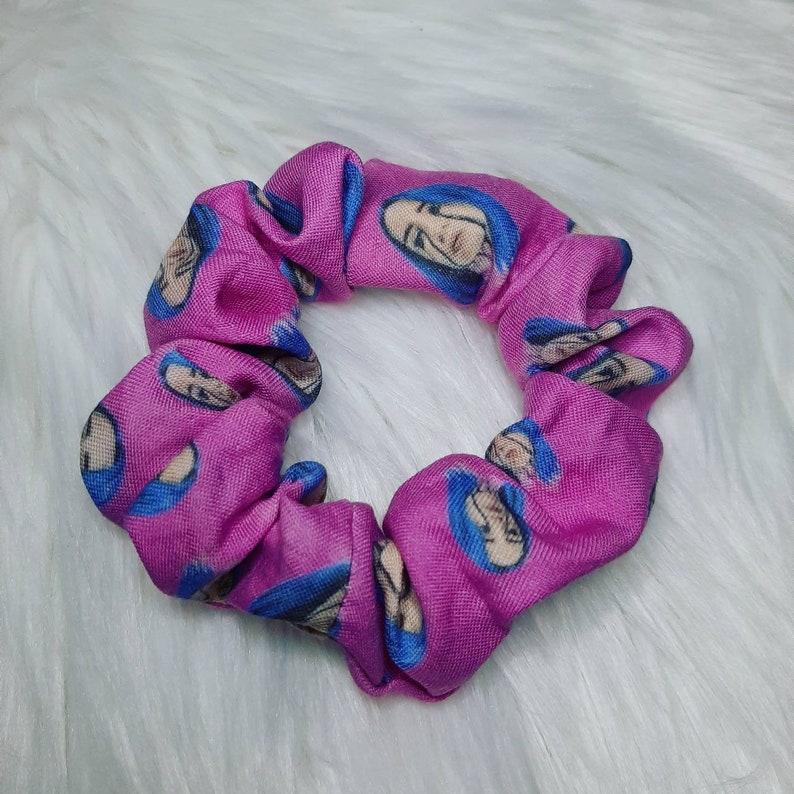 Billie Eilish Inspired Digital Art Scrunchie / Hair Tie | Etsy