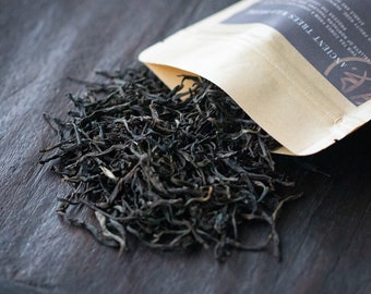 Oolong Tea from Ancient Wild Trees Premium loose leaf tea from Thailand Organic and Wild