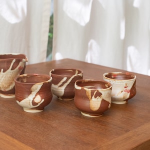 Tea cups and pitcher set - set of 4 with Gong Dao Bei tea pitcher - Satin shino glaze teacups in beige clay - wabi sabi earthy tones ceramic