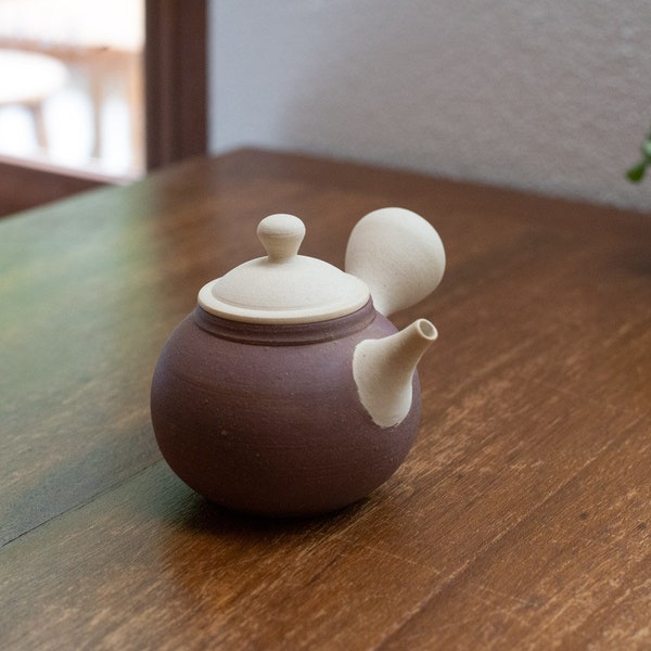 Teapot for one 150 ml kyusu small teapot for Gong Fu Cha in raw clay, side handle