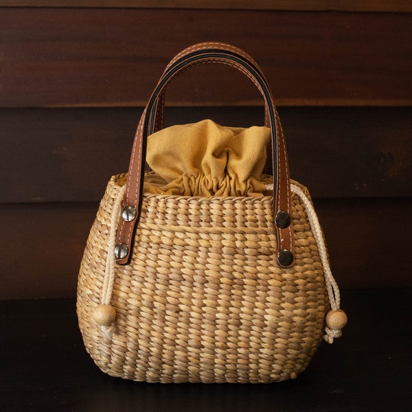 Wicker case for outdoors teaware picnic - Wicker, leather and cotton small handbag to carry teapot and cups